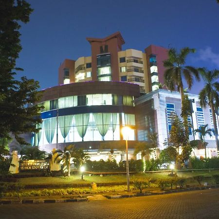 Nam Center Hotel Kemayoran ジャカルタ エクステリア 写真