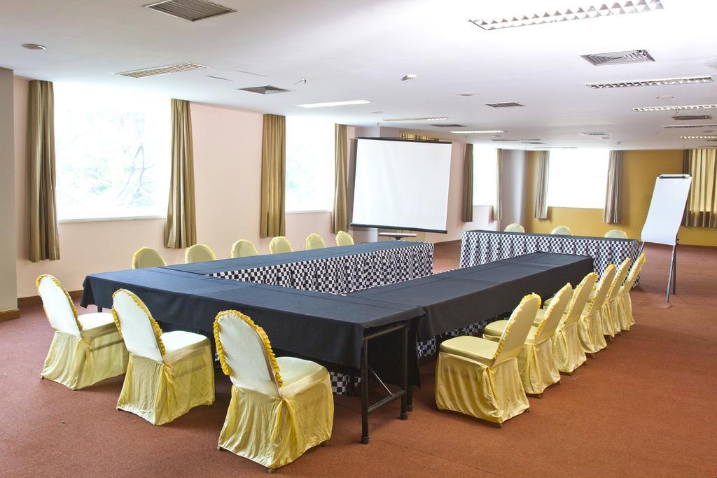 Nam Center Hotel Kemayoran ジャカルタ エクステリア 写真