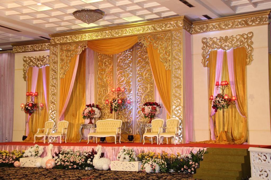 Nam Center Hotel Kemayoran ジャカルタ エクステリア 写真